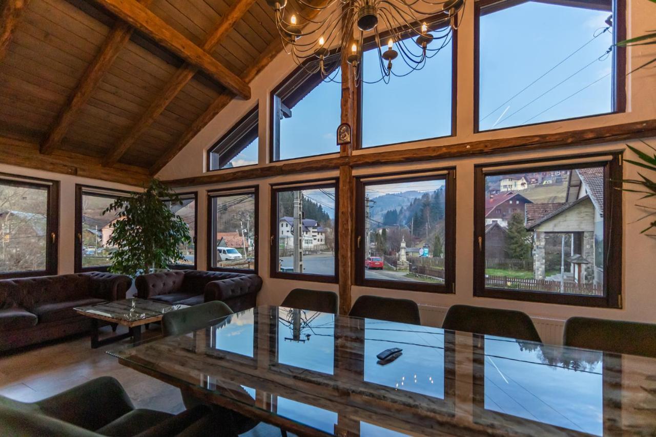 Ranger Chalet Moeciu De Sus Bagian luar foto